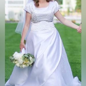 Wedding dress size 8